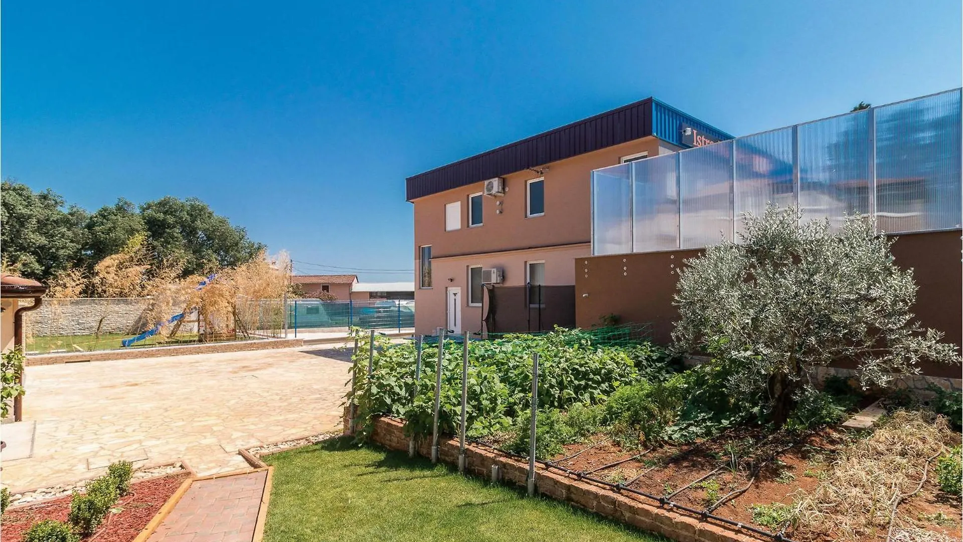 Feriehus 7 Bedroom Cozy Home In Valtura Kroatien