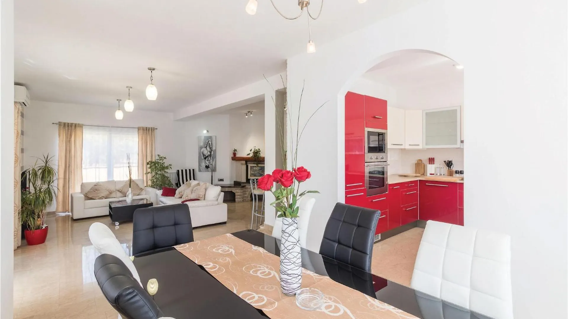 7 Bedroom Cozy Home In Valtura Dom wakacyjny